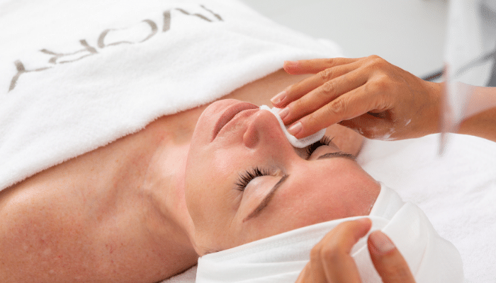 7 Reasons Why You Should Be Getting A Facial Every Month!