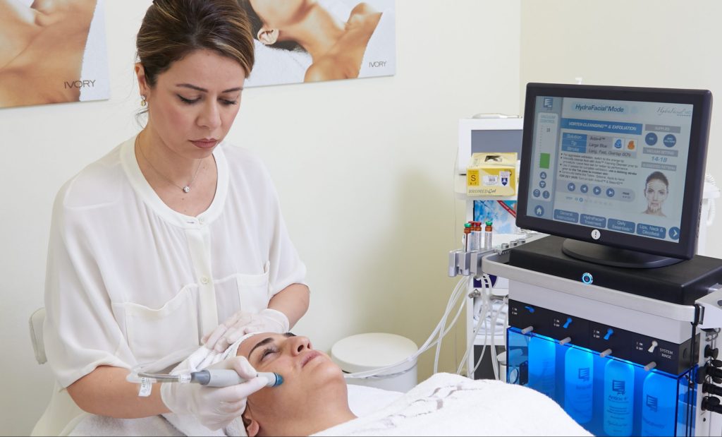 How a HydraFacial saves your skin from Dubai’s scorching summers